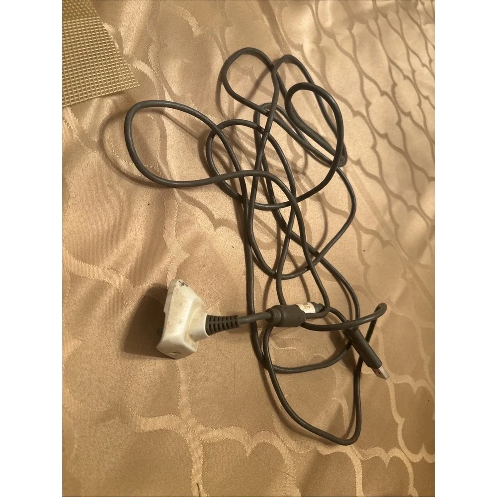 Xbox 360 Play And Charge Kit USB Charging Cable Plug